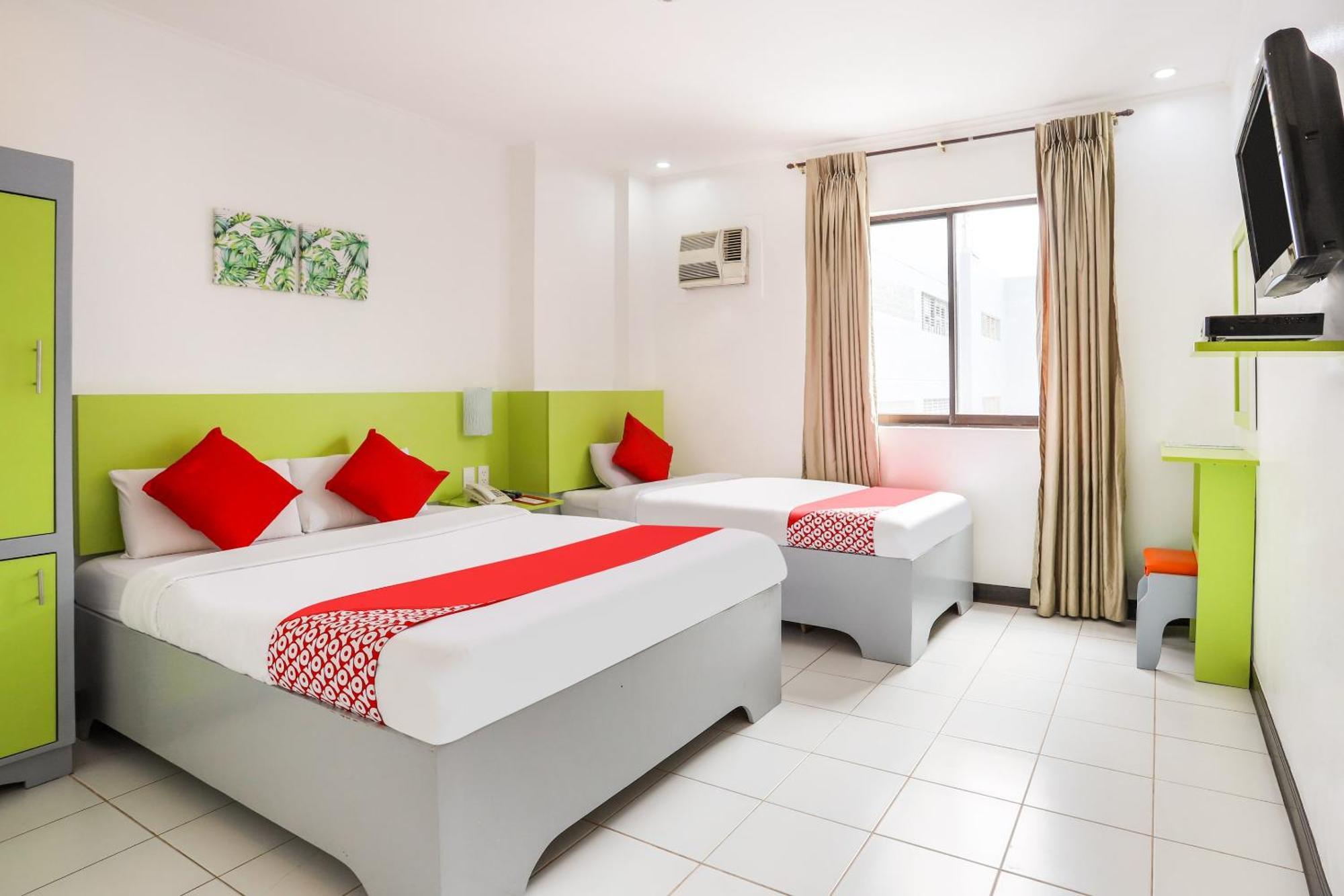 Oyo 210 Apple Tree Suites Cebu Esterno foto