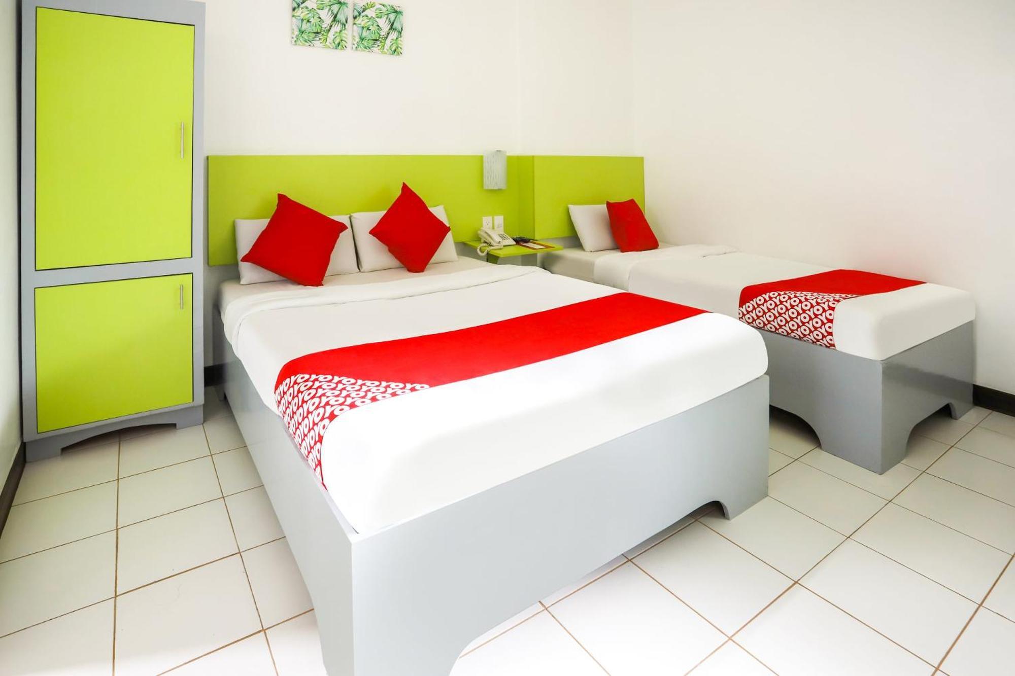 Oyo 210 Apple Tree Suites Cebu Esterno foto