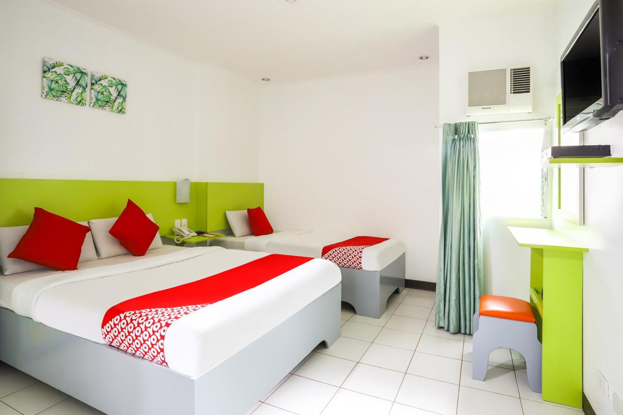Oyo 210 Apple Tree Suites Cebu Esterno foto