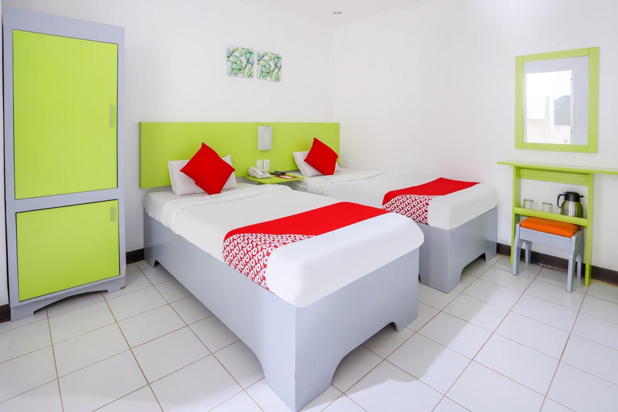 Oyo 210 Apple Tree Suites Cebu Esterno foto