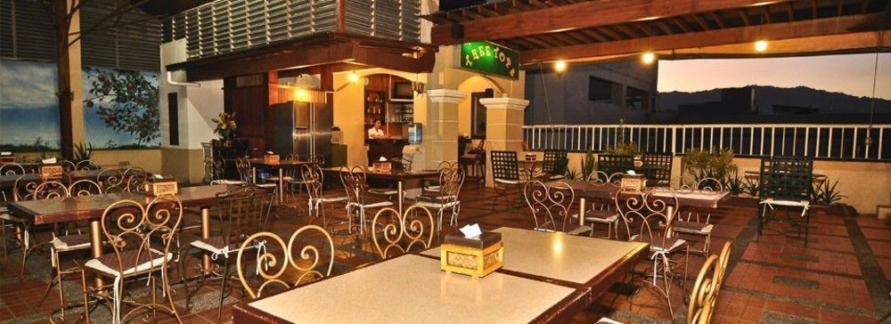 Oyo 210 Apple Tree Suites Cebu Esterno foto